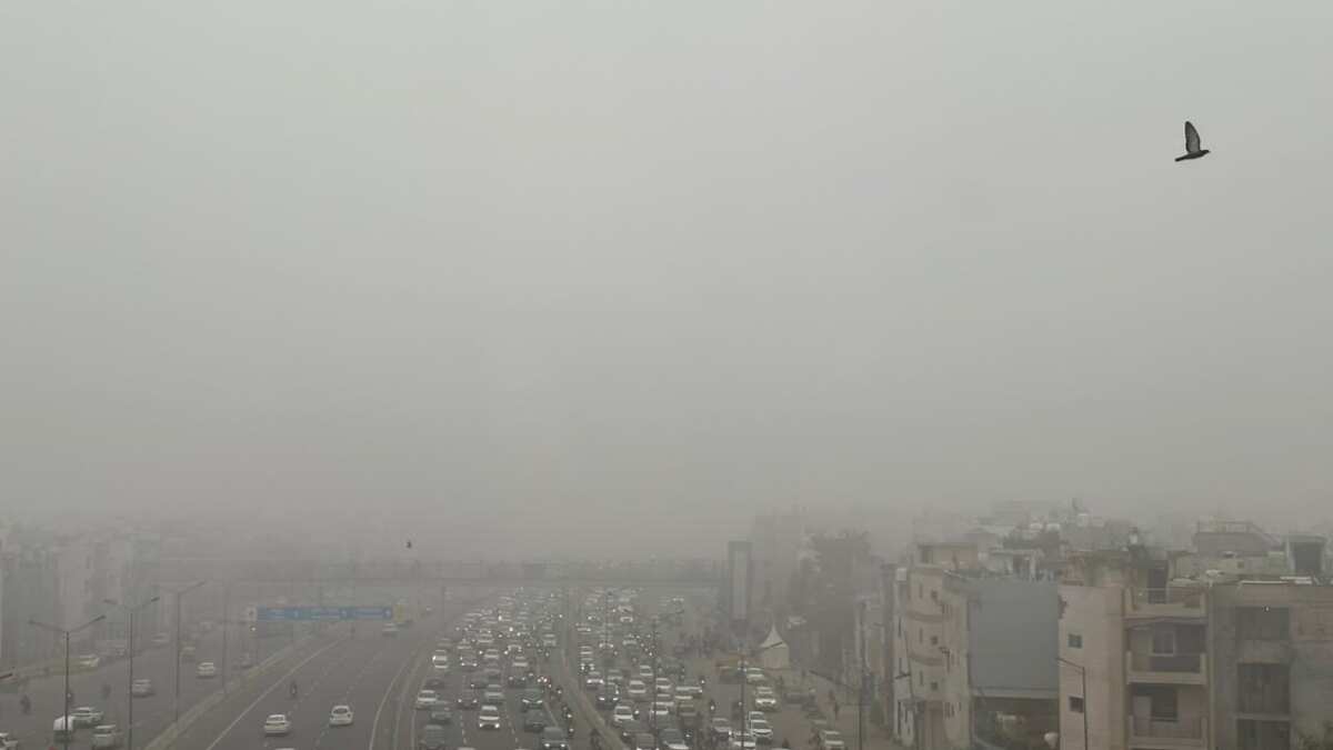 Cold, foggy morning engulfs Delhi-NCR; AQI remains a health concern