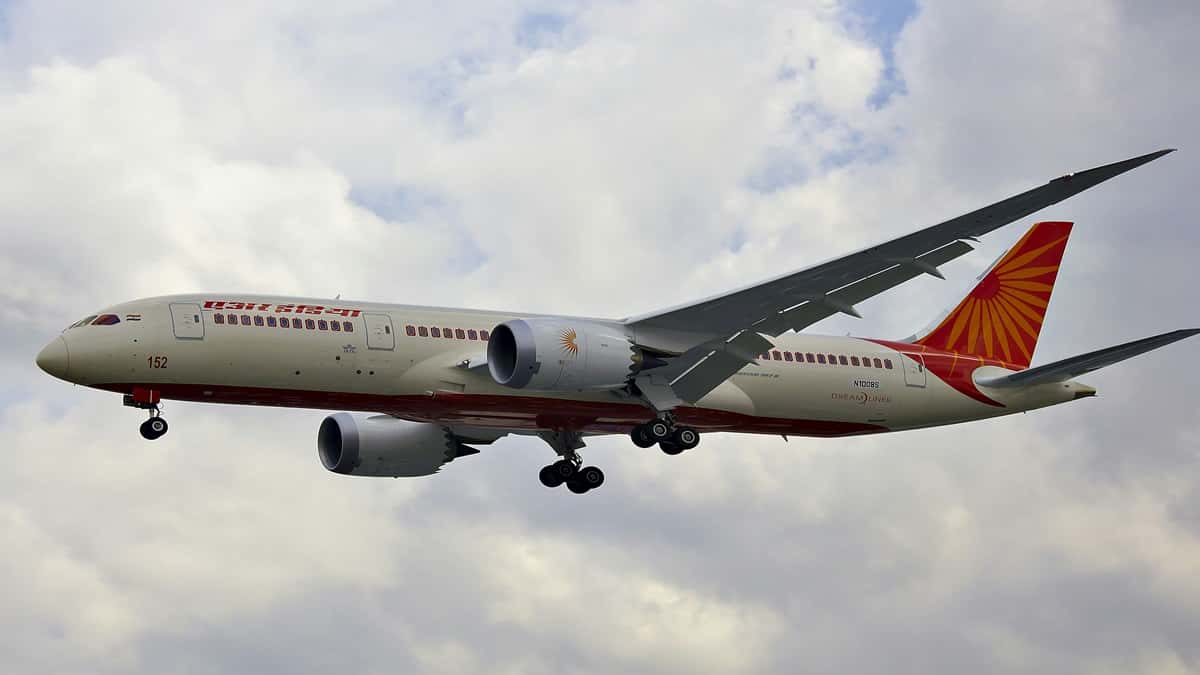 Ahmedabad-like disaster narrowly averted as Air India grounds Boeing 787 after fuel control switch scare on London–Bengaluru flight