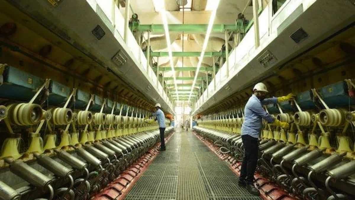 Grasim Industries Q3FY26 Preview: Mixed show likely as paint biz fuels growth, margins remain under pressure