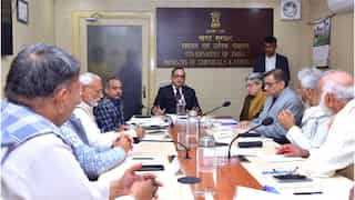 From 'gaushalas' to green manure, Padma awardee farmers outline measures to restore soil health