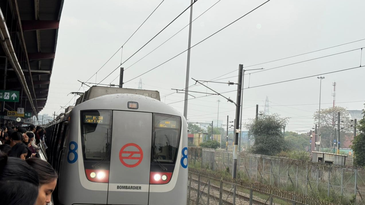 Delhi-NCR AQI Today: National Capital remains in 'poor' to 'moderate' category despite light morning rain