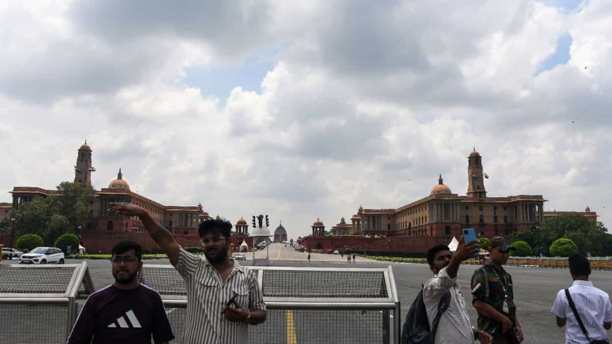 Temperatures soar up to 6°C above normal; IMD warns of rising heat