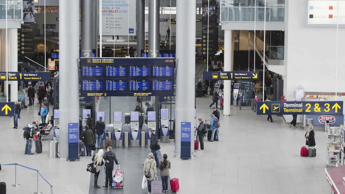 Flight Status Updates: SpiceJet adds special UAE flights; Air India suspends Gulf routes as Middle East conflict intensifies