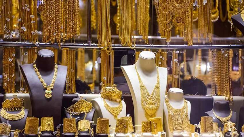 How US–Israel–Iran war are hitting Dubai’s jewelry market — And what it means for India’s gold & silver investors