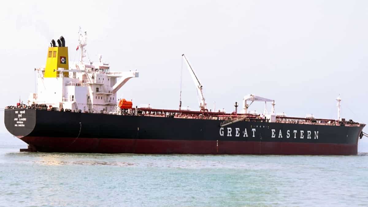US grants 30-day relief for Iranian oil; Iran rejects claims