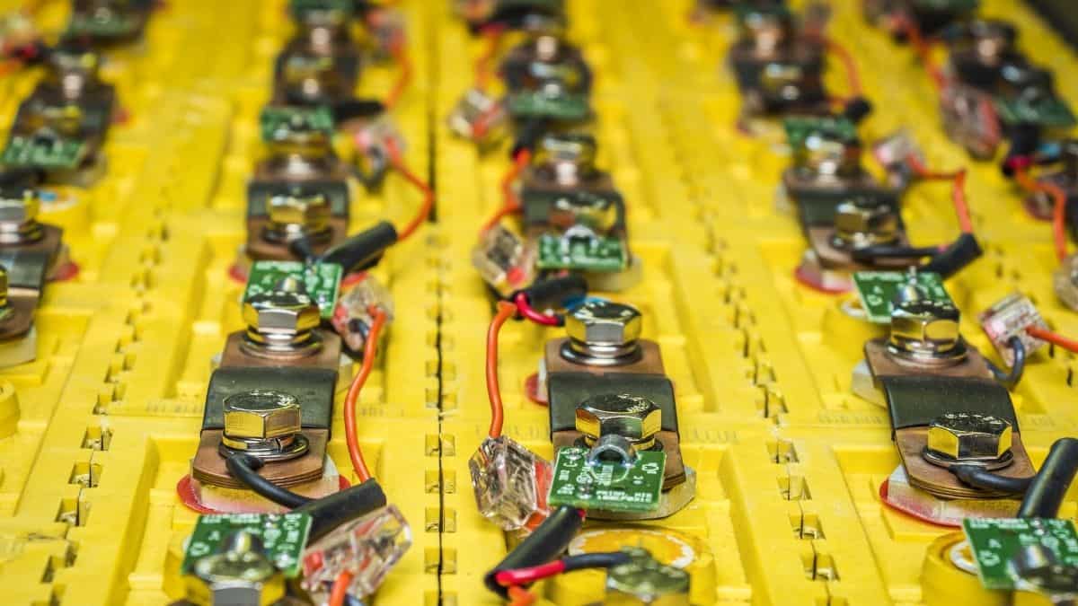 Centre may invite advanced chemistry cell battery storage PLI bids in 1-2 months: Sources