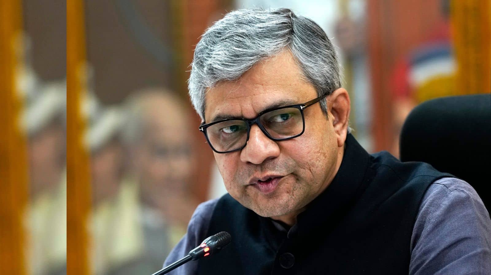 Good News for Passengers: Indian Railways unveils upgraded coaches with modern toilets; Ashwini Vaishnaw reviews sample