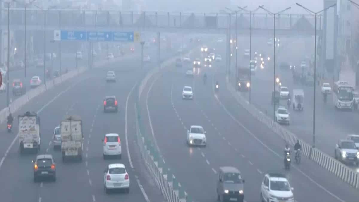 Delhi AQI Update: GRAP 1 restrictions back as Delhiites battle 'poor' air quality