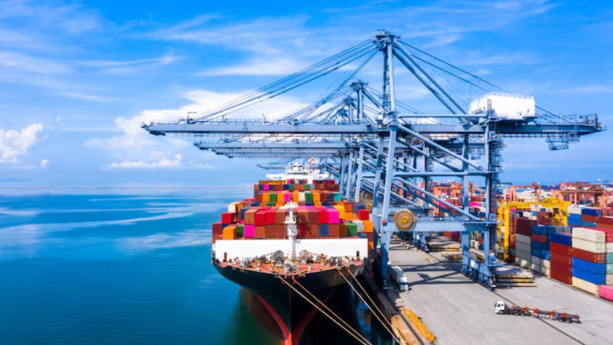 India trade deficit likely to stay elevated amid weak exports: Report