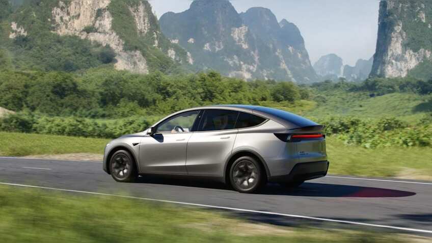 Tesla Model Y L Launched in India: Offers 681 km range on single charge, price starts at Rs 61.99 lakh