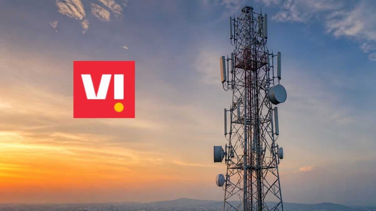  Vodafone Idea at a Crossroads: Rs 50,000 crore lifeline needed; who could step in?