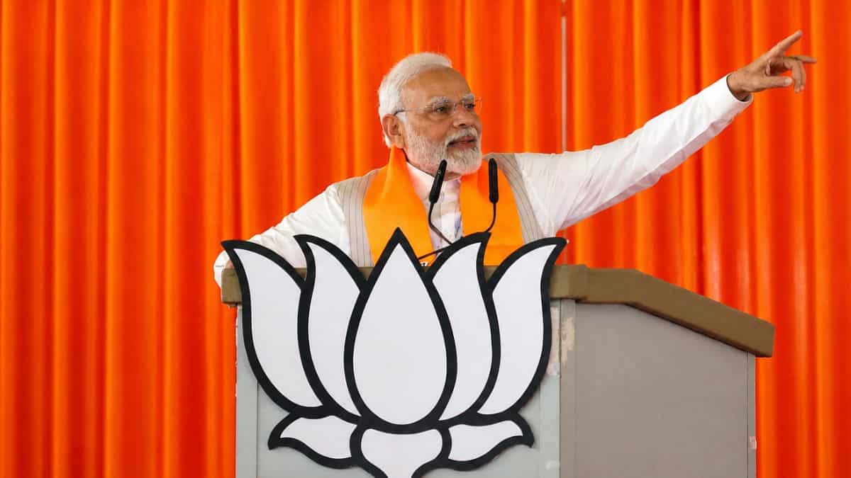 "The Lotus blooms in West Bengal!": PM Modi hails BJP surge, credits 'karyakartas' as party nears historic win