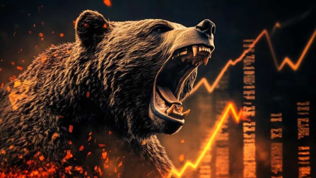 Closing Bell: Sensex slips 160 pts, Nifty below 23,650 - Tata Steel, RIL, SBI among top drags