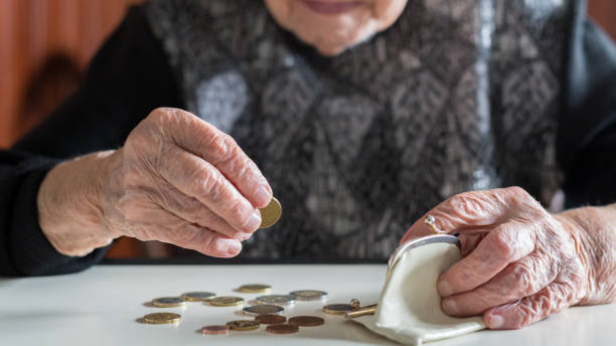 Money worries taking a toll? 4 in every 5 urban Indians feel stressed over it, finds survey
