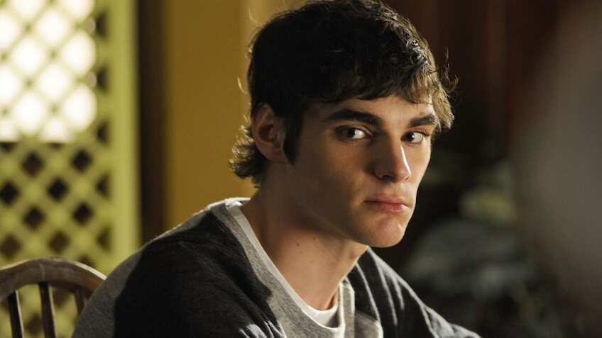 ‘Breaking Bad’ star RJ Mitte’s alleged tax scam resurfaces, all about ...