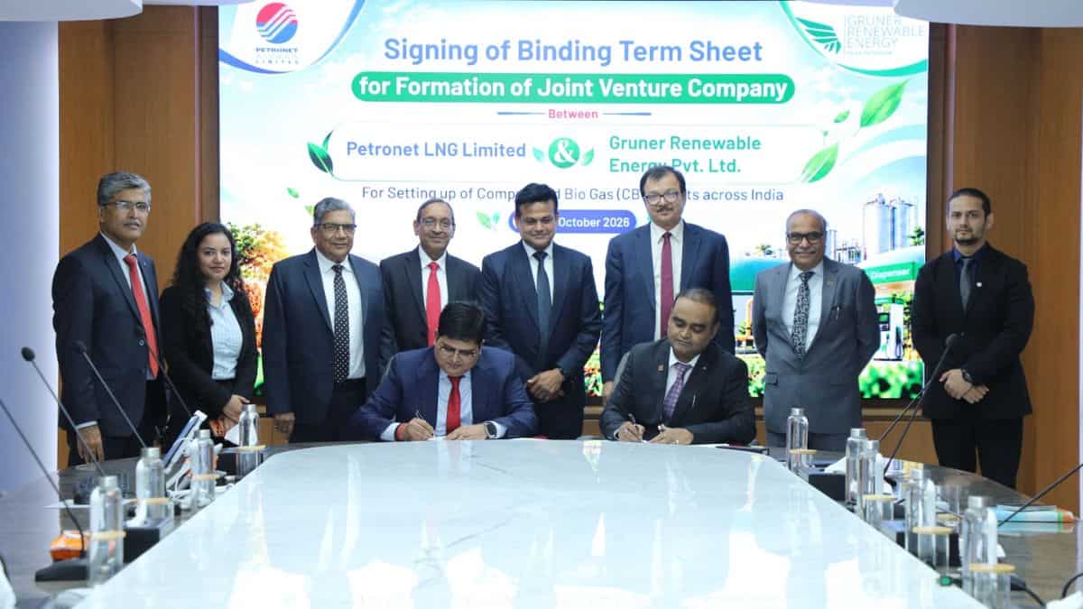 Petronet LNG and Gruner to build 10 biogas plants