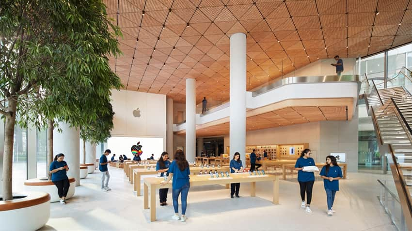 Apple Saket Store in Delhi opening LIVE Tim Cook inaugurates