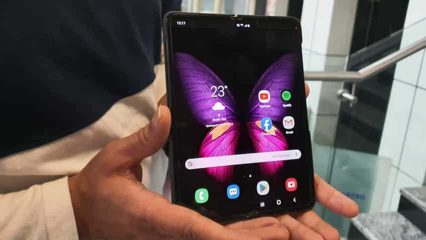 Samsung Galaxy Fold review.