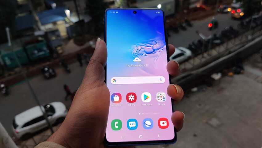 Samsung Galaxy S10 Lite review.