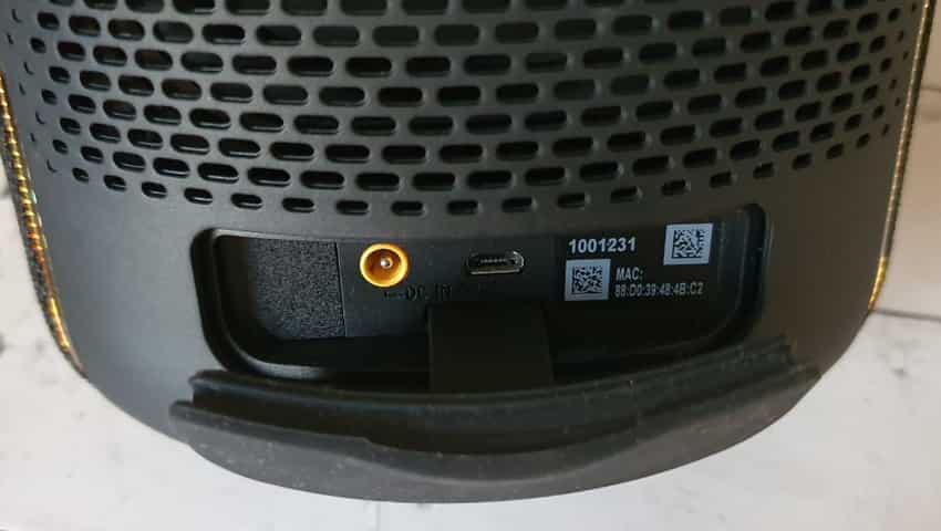 Sony SRS-XB402M smart speaker review