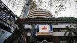 Sensex gives up early morning gains; trades lower by 55 points intraday