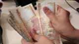 Rupee rises on positive GDP numbers; up 5 paise against dollar in early trade
