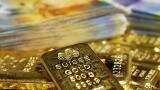 Gold steady as dollar slips ahead of Janet Yellen&#039;s speech 
