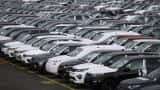 Jaguar Land Rover agrees inflation-beating UK pay deal 