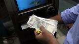 Foreigners can change forex for Indian currency up to Rs 5,000 till Dec 15: RBI