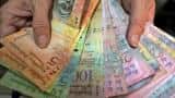 Venezuela's Maduro orders 100-unit banknotes out of circulation Venezuela's Maduro orders 100-unit banknotes out of circulation