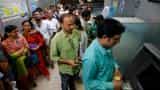 Demonetisation: RBI enhances ATM withdrawal limit to Rs 4,500 per day from January 1 