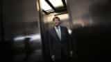 Citigroup cuts CEO Corbat's pay after missing financial targets