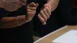 Apple retakes lead in wearable bands market in Q2 FY18 with rollout of Watch Series 3 Apple retakes lead in wearable bands market in Q2 FY18 with rollout of Watch Series 3