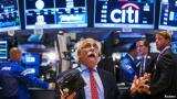 Wall Street tumbles sharply, Dow Jones slips below 200-DMA on tech sector, trade war worries