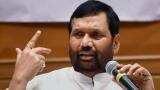 Give sanitation workers wages equivalent to IAS: Ram Vilas Paswan