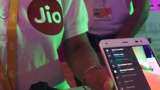 Reliance Jio crosses 200 mn user mark in less than 2 years Reliance Jio crosses 200 mn user mark in less than 2 years