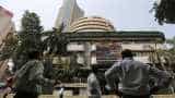 IT stocks face selling pressure, tank up to 6% over tightening H-1B visa norms IT stocks face selling pressure, tank up to 6% over tightening H-1B visa norms
