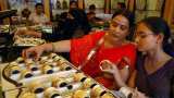 Diwali 2018: From iPhones to cars and even gold sales, for retailers, there is no bang in the buck Diwali 2018: From iPhones to cars and even gold sales, for retailers, there is no bang in the buck
