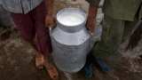 Good news for farmers! Milk output up 28% in last 4 yrs, earning up by Rs 7 per litre: Agri Min Good news for farmers! Milk output up 28% in last 4 yrs, earning up by Rs 7 per litre: Agri Min