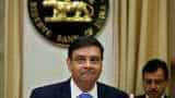 RBI picks 'status quo' for second time in row; cuts Inflation target, all details here RBI picks 'status quo' for second time in row; cuts Inflation target, all details here