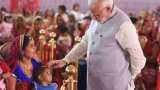 Sukanya Samriddhi Yojana (SSY) vs Fixed Deposit (FD): Which is better scheme to invest for a girl child? Sukanya Samriddhi Yojana (SSY) vs Fixed Deposit (FD): Which is better scheme to invest for a girl child?