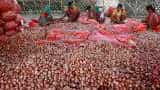 Government doubles export incentives for onion farmers to 10 percent