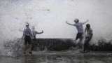 5,000 trawlers banned off Kerala coast for 52 days (Lead)
