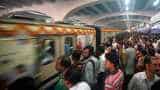 When Kolkata metro came to standstill, left several passengers stranded