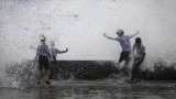Monsoon onset: Delhiites suffer sunny days; residents of Maharashtra, Odisha experience rainfall