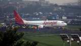 Andhra Pradesh: SpiceJet flight carrying 40 passengers faces technical snag; cancelled Andhra Pradesh: SpiceJet flight carrying 40 passengers faces technical snag; cancelled