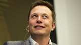 Elon Musk unveils brain-on-a-chip, seeks human trials in 2020