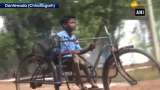 This differently-abled student's dedication for cricket 'warmed' Sachin Tendulkar's heart This differently-abled student's dedication for cricket 'warmed' Sachin Tendulkar's heart