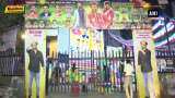 Watch: Rajinikanth fans welcome ‘Darbar’ with grand celebration Watch: Rajinikanth fans welcome ‘Darbar’ with grand celebration