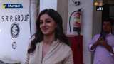 Ananya, Kartik snapped outside Dabboo Ratnani’s studio in Mumbai Ananya, Kartik snapped outside Dabboo Ratnani’s studio in Mumbai